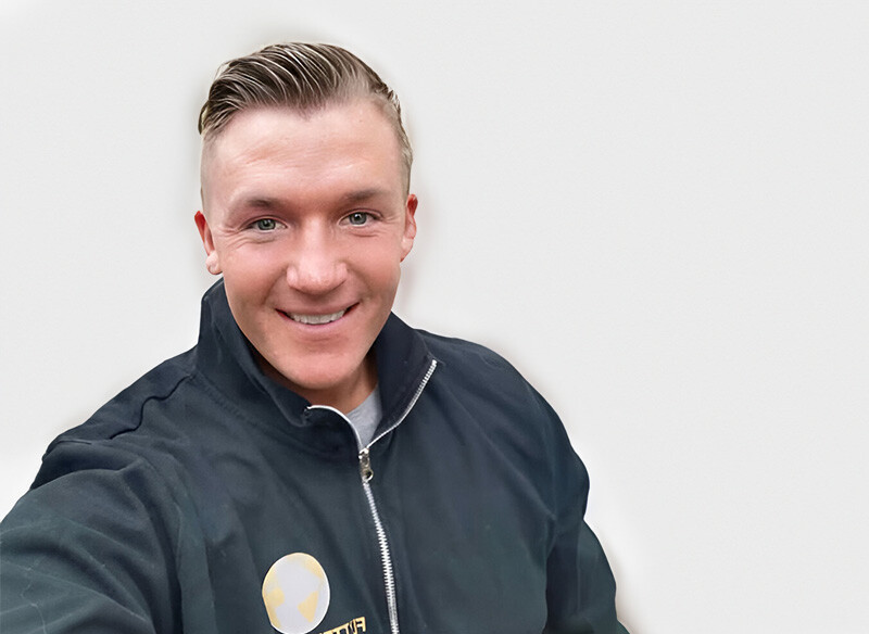 LAZZAWEB x Flytteholdet