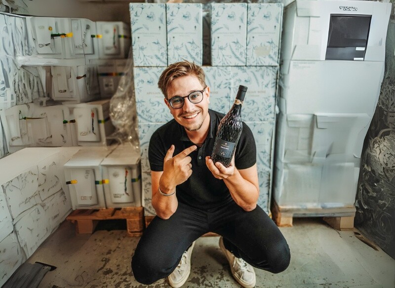 LAZZAWEB x Den sidste flaske