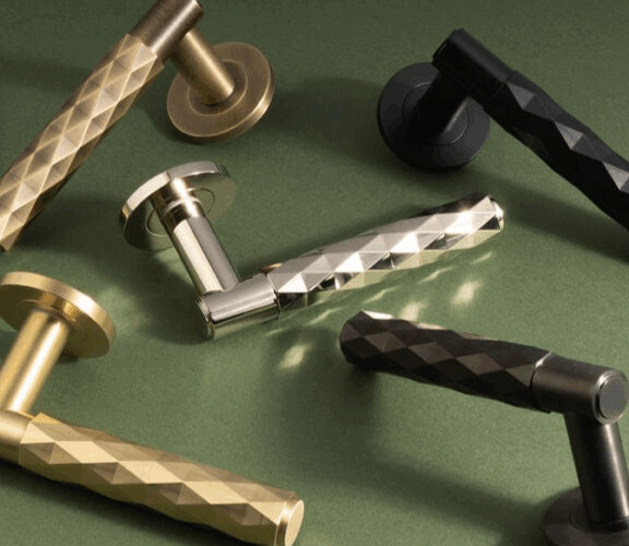 LAZZAWEB x Finicc - Black Week case